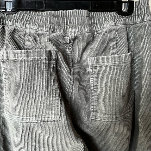 Gap Corduroy Pants - relaxed fit (M) - Picture 5 of 7